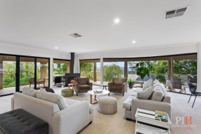 Spacious Retreat with Coastal Views, Cowes